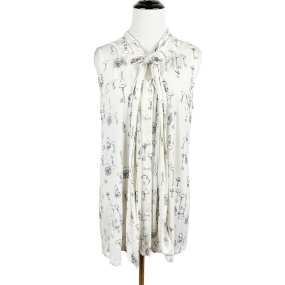 Cabi Keys Please Blouse Ivory Neck Tie Locks Size Medium - Picture 2 of 10